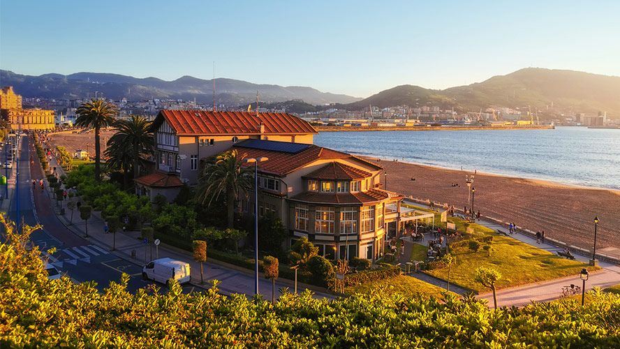 Costa de Uribe Kosta al atardecer